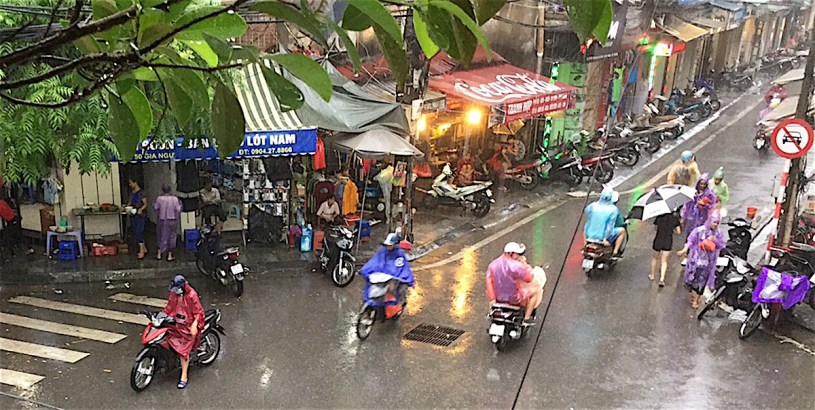 Pix rainy Hanoi